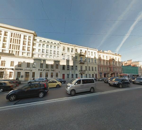 Банкомат Райффайзенбанка в Санкт-Петербурге, 8-я линия В. O.,  д. 11—13