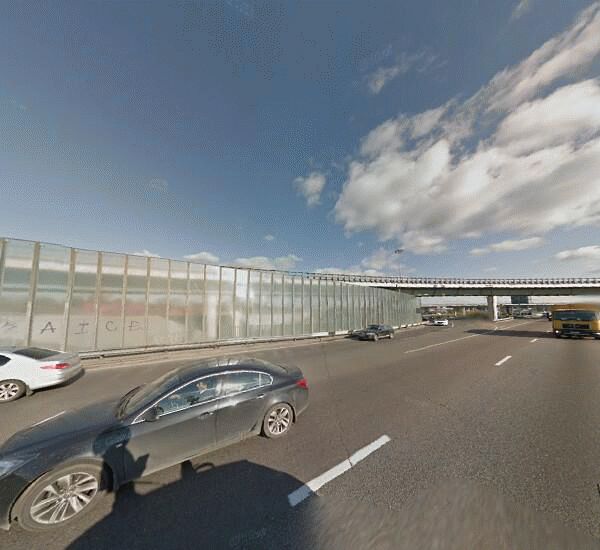 94-й км МКАД, автосалон «Автомир» Банкомат Сбербанка России в Москве, 94-й км МКАД, автосалон «Автомир»