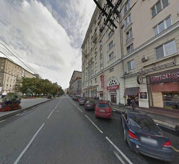 Банкомат ЮниКредита в Москве, Автозаводская ул., д. 9/1, кофейня «Шоколадница»