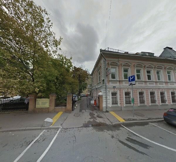 Банкомат Траста в Москве, Денежный пер., д. 24, стр. 3, детский медицинский центр «Семья и здоровье»