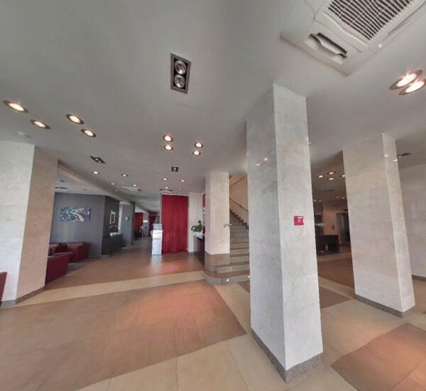 Банкомат Сбербанка России в Екатеринбурге, Кольцовский тракт, д. 10, гостиничный комплекс  «Рамада»