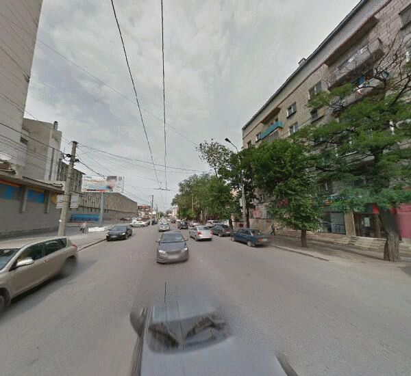 Банкомат Сбербанка России в Волгограде, Коммунистическая ул., д. 11, лит. Д, магазин «Квадрат»