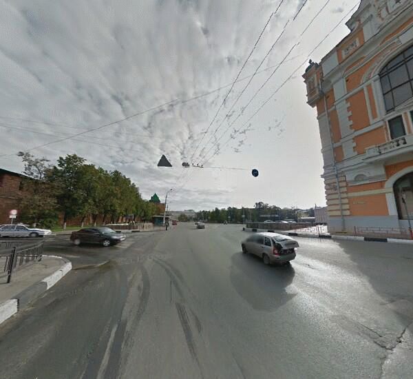 Банкомат Сбербанка России в Нижнем Новгороде, Кремль, Арбитражный суд