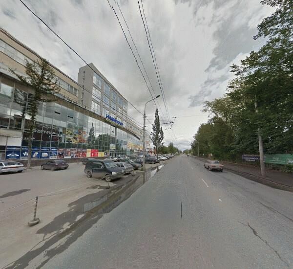 Банкомат ЮниКредита в Перми, Лодыгина ул., д. 9, ТЦ «Навигатор»