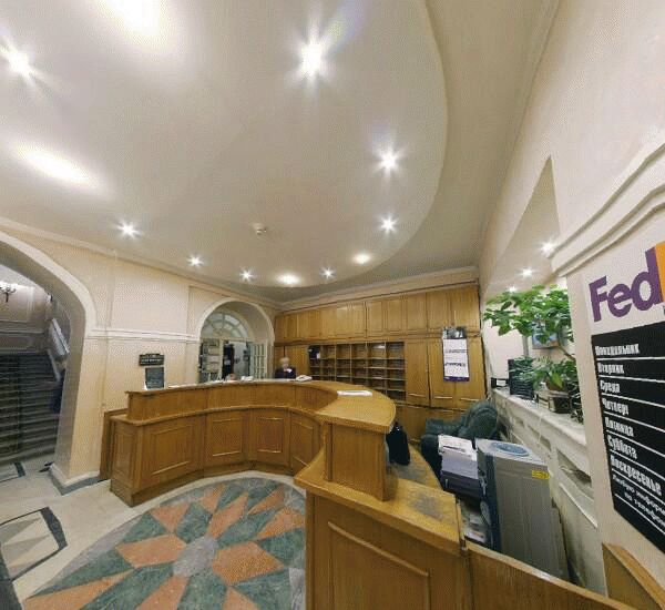 Банкомат ЮниКредита в Санкт-Петербурге, просп. Невский,  д. 30