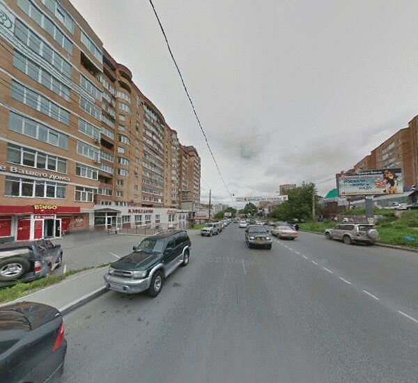 Банкомат Балтийского Банка в Владивостоке, Океанский проспект 131в