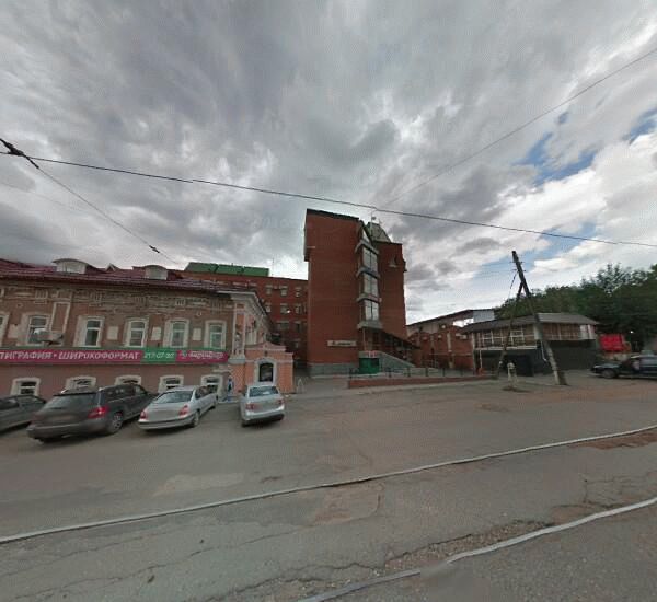 Банкомат Уральского Финансового Дома в Перми, ул. Петропавловская,  д. 16а