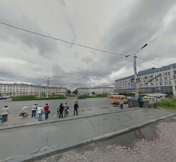 Банкомат Балтийского Банка в Петрозаводске, площадь Гагарина 3