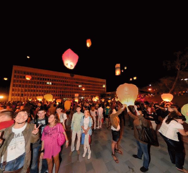 Банкомат Балтийского Банка в Пскове, площадь Ленина 2