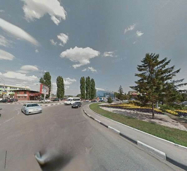 Банкомат Уральского Банка Реконструкции и Развития в Саратове, проспект Энтузиастов 20в