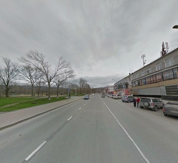 Банкомат Дальневосточного Банка в Южно-Сахалинске, проспект Коммунистический 23а