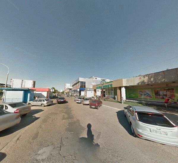 Банкомат Уральского Банка Реконструкции и Развития в Набережных Челнах, проспект Мира 24