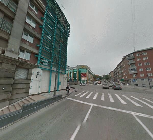 Банкомат Азиатско-Тихоокеанского банка в Владивостоке, проспект Океанский 11