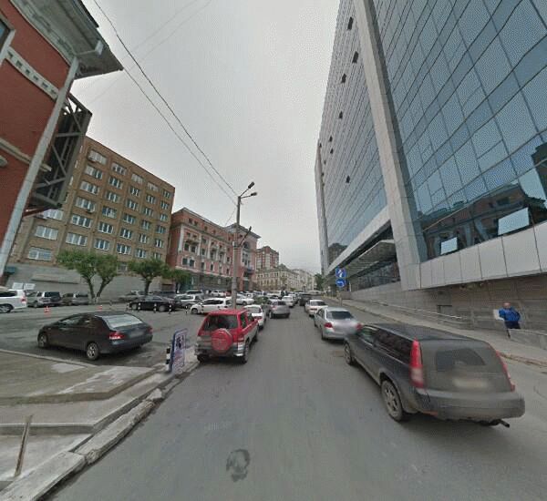 Банкомат Банка «ФК Открытие» в Владивостоке, просп. Океанский,  д. 17