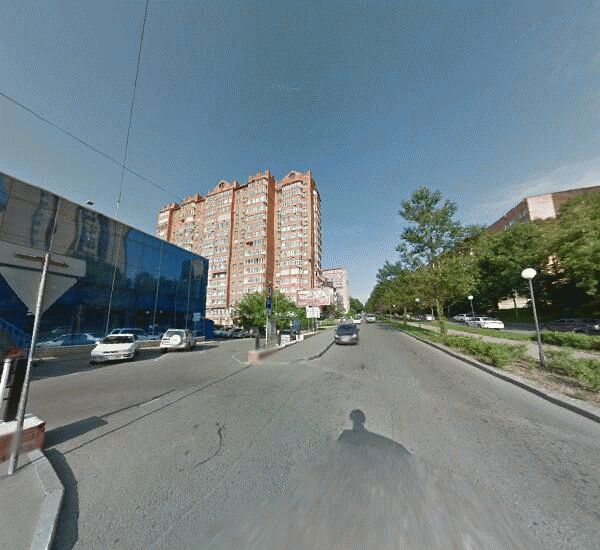 Банкомат Альфа-Банка в Владивостоке, Океанский пр-кт,  52А