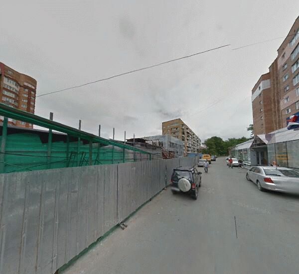 Банкомат Альфа-Банка в Владивостоке, Океанский пр-кт,  98А