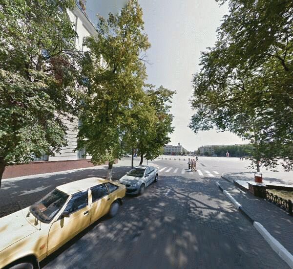 Банкомат Уралсиба в Белгороде, Соборная площадь 1а