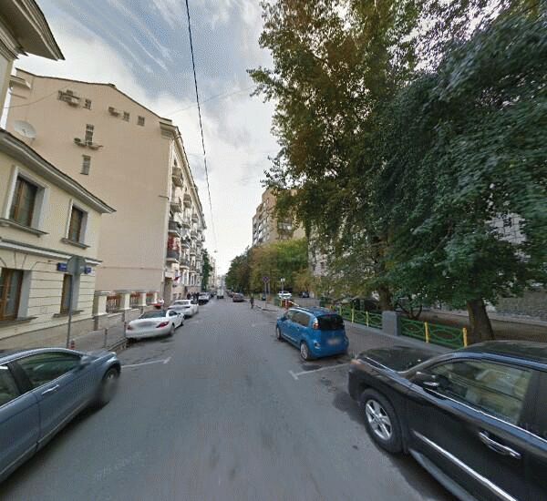 Банкомат Райффайзенбанка в Москве, пер. Спиридоньевский,  д. 5/1