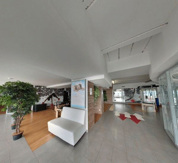 Банкомат ВТБ в Санкт-Петербурге, Свердловская наб., д. 62, универсам «Пятерочка»