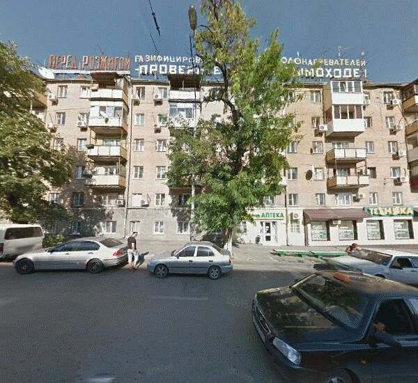 Банкомат ЮниКредита в Ростове-на-Дону, пл. Толстого,  д. 6а