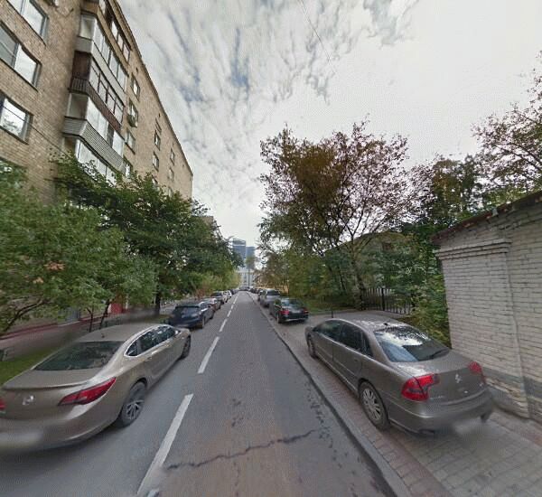 Банкомат Сбербанка России в Москве, ул. 1812 года, д. 8, кор. 1, оф. банка