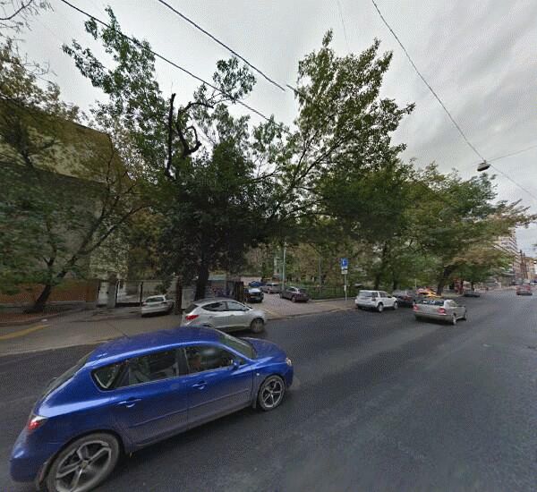 Банкомат Первого Чешско-Российского банка в Москве, ул. 2-я Брестская, д. 27 (Дом Посольства Словацкой Республики)