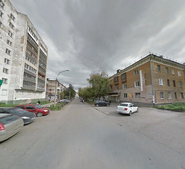 Банкомат Сбербанка России в Екатеринбурге, ул. Баумана,  49