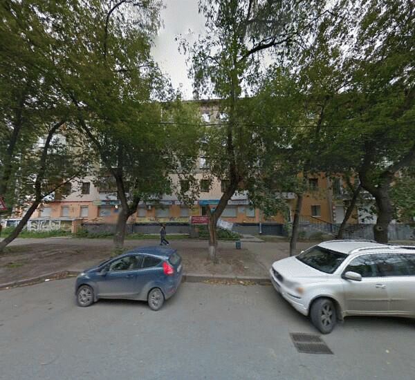 Банкомат Банка Финам в Екатеринбурге, ул. Бажова, д. 130