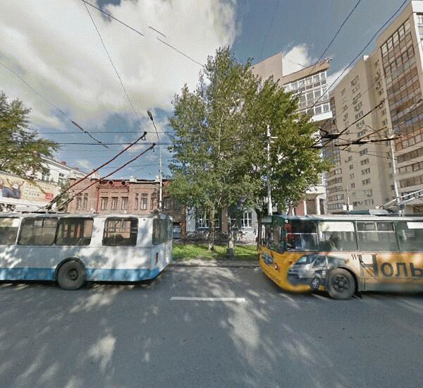 Банкомат Банка «ФК Открытие» в Екатеринбурге, ул. Белинского,  д. 12