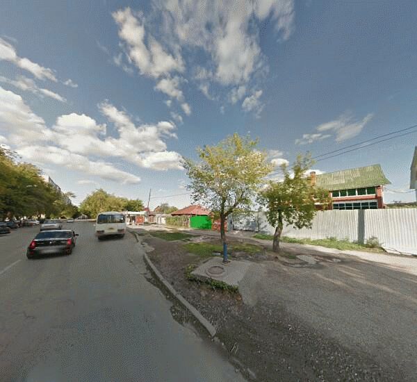 Банкомат Уральского Банка Реконструкции и Развития в Екатеринбурге, ул. Бисертская, д. 103, магазин «Кировский»