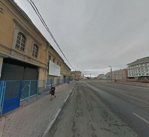 Банкомат Сбербанка России в Москве, ул. Болотная, д. 18, ФНПР «Профкурорт», 1- й этаж, за постом охраны