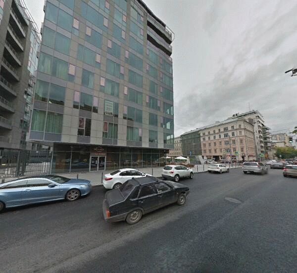 Банкомат Райффайзенбанка в Москве, ул. Большая Грузинская, д. 71, БЦ «Четыре ветра» (Four Winds Plaza) 