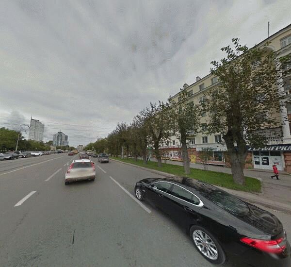 Банкомат Сбербанка России в Екатеринбурге, ул. Челюскинцев, д. 64, оф. банка