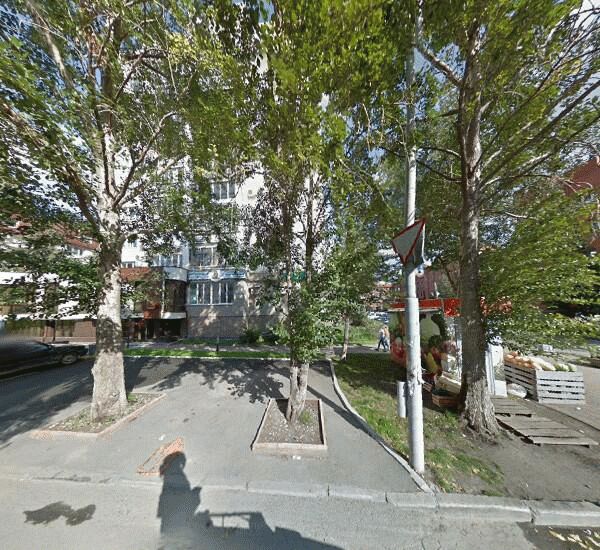 ул. Энгельса, д. 17, ДО «Универсальный» Банкомат ВТБ в Екатеринбурге, ул. Энгельса, д. 17, ДО «Универсальный»