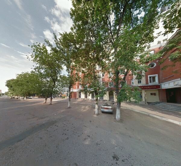 Банкомат Уральского Банка Реконструкции и Развития в Уфе, ул. Гоголя,  д. 36