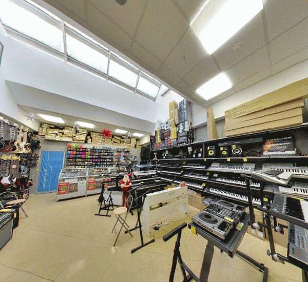 Банкомат Сбербанка России в Екатеринбурге, ул. Карла Либкнехта,  22