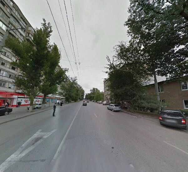 Банкомат Сбербанка России в Ростове-на-Дону, ул. Ларина, д. 6, Поликлиника № 12