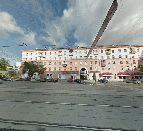 Банкомат Уральского Банка Реконструкции и Развития в Екатеринбурге, ул. Луначарского, д. 133, магазин «Магнум»