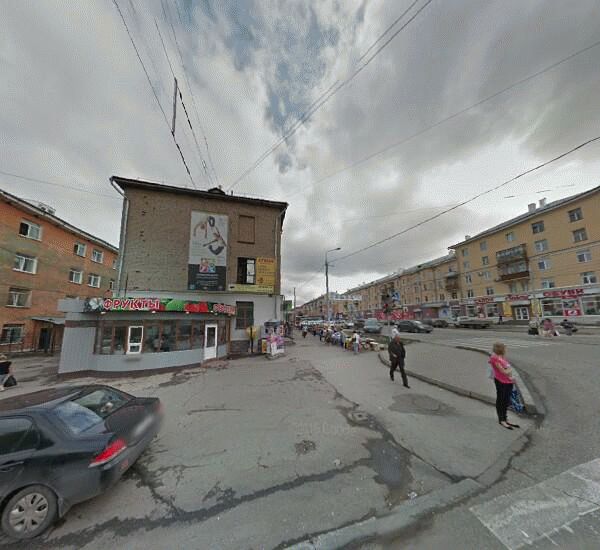 Банкомат Уральского Финансового Дома в Перми, ул. Мира,  д. 102