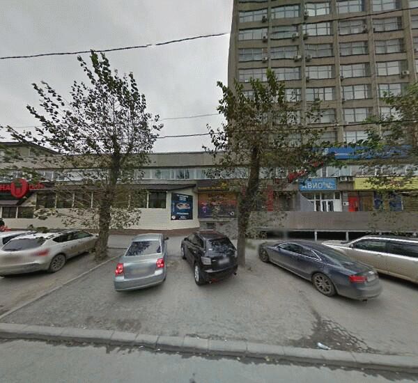 Банкомат Уральского Банка Реконструкции и Развития в Екатеринбурге, ул. Мира,  д. 23