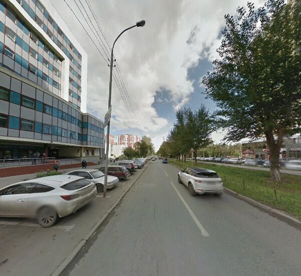 Банкомат Уральского Банка Реконструкции и Развития в Екатеринбурге, ул. Народной Воли, д. 19, лит. А, БЦ «Сонат»