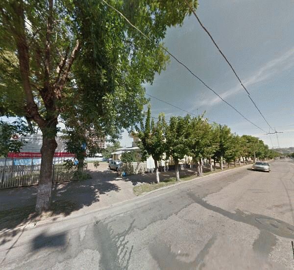 Банкомат Сбербанка России в Уфе, ул. Октябрьской Революции,  д. 14