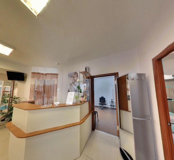 Банкомат Башкомснаббанка в Москве, ул. Остоженка, д. 47, ООО «Мане», 