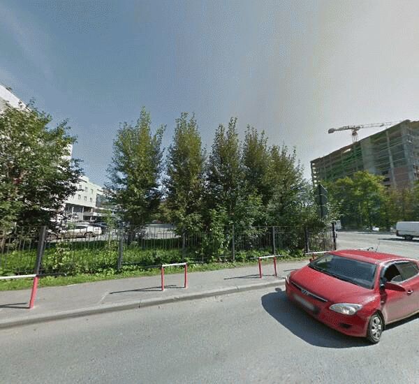 Банкомат Уральского Банка Реконструкции и Развития в Екатеринбурге, ул. Репина,  д. 99