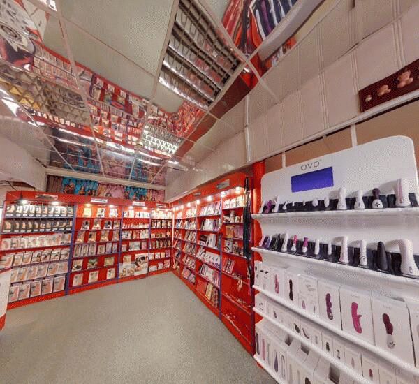 Банкомат Сбербанка России в Тюмени, ул. Республики, д. 200, лит. А, ТЦ «Привоз