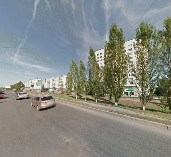 Банкомат Сбербанка России в Уфе, ул. Российская,  17