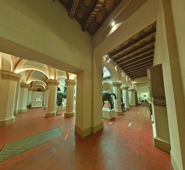 Банкомат Сбербанка России в Москве, ул. Волхонка, д. 12, Музей им. А.С.Пушкина