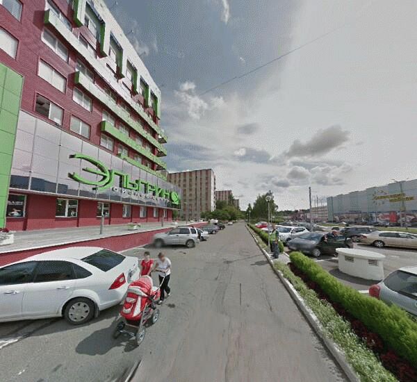 Банкомат Газпромбанка в Ижевске, ул. 10 лет Октября,  д. 53