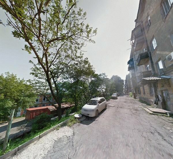 Банкомат Азиатско-Тихоокеанского банка в Владивостоке, улица Борисенко 2