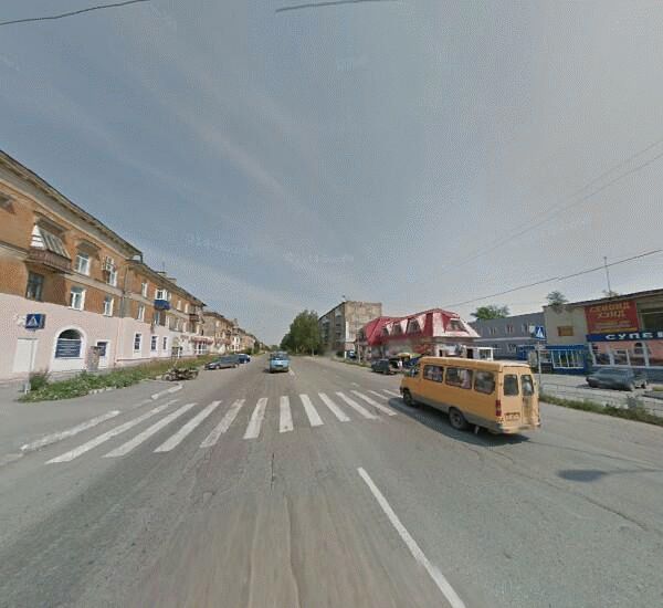 улица Черных 46а Банкомат Уральского Банка Реконструкции и Развития в Нижнем Тагиле, улица Черных 46а